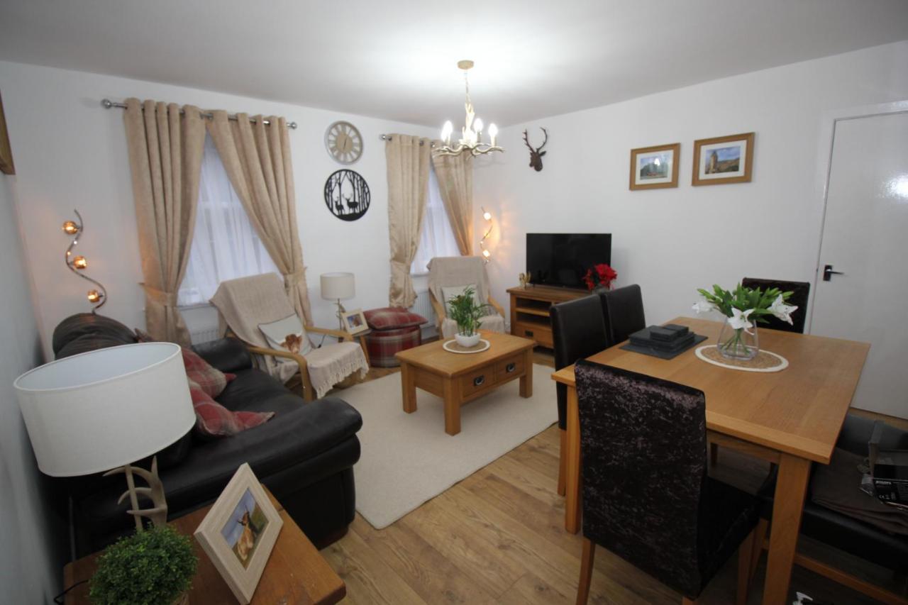 Historic Old Town 2 Bed Ground Floor Apartment Stirling Buitenkant foto