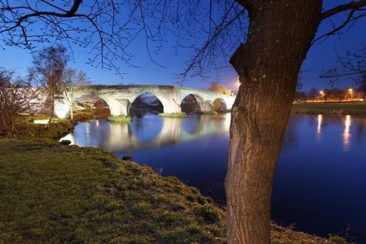 Historic Old Town 2 Bed Ground Floor Apartment Stirling Buitenkant foto